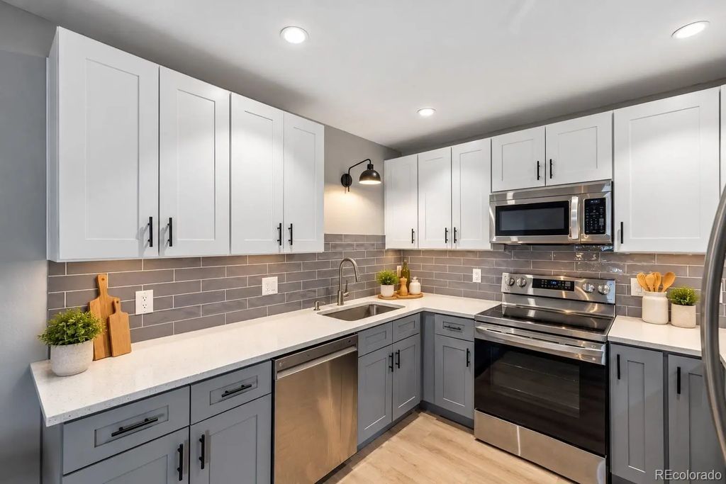 775 S Alton Way 5d, Denver