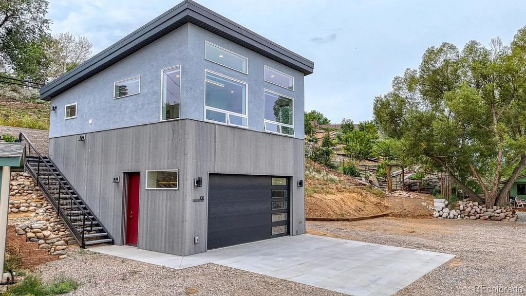 436 W Grand Avenue, Salida
