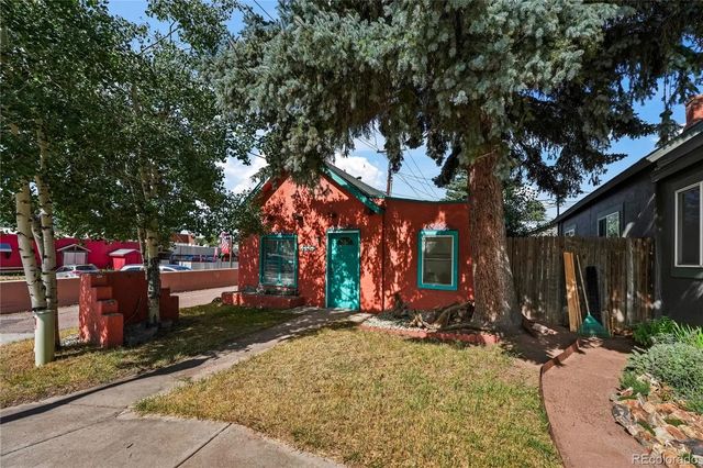 110 N Center Street, Woodland Park