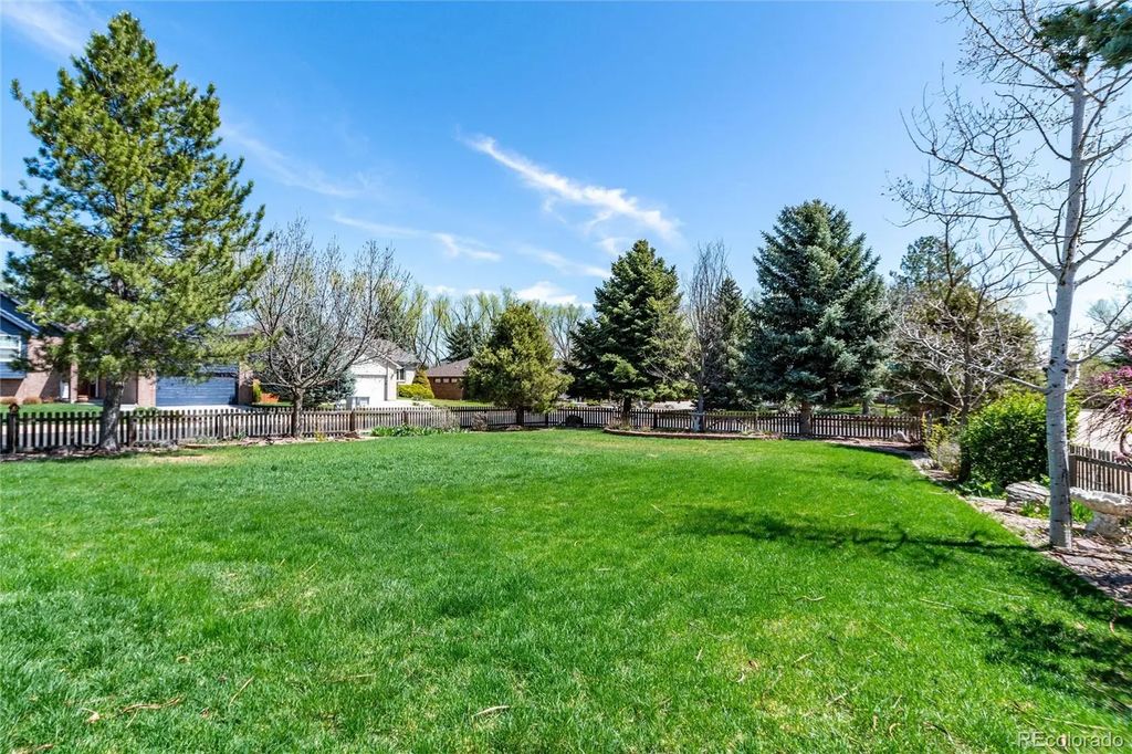 2401 Spindrift Drive, Longmont