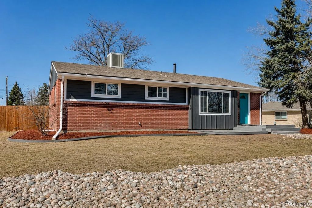 6733 S Ash Way, Littleton