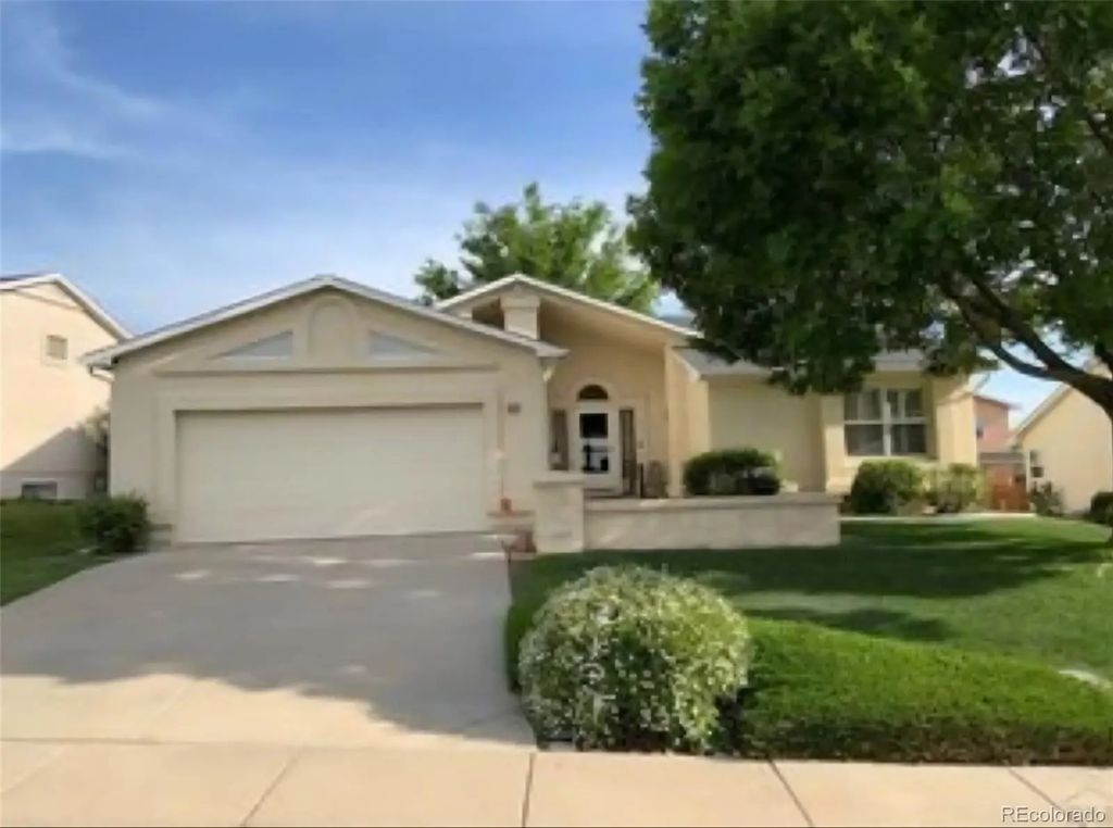 10 Brave Eagle Court, Pueblo