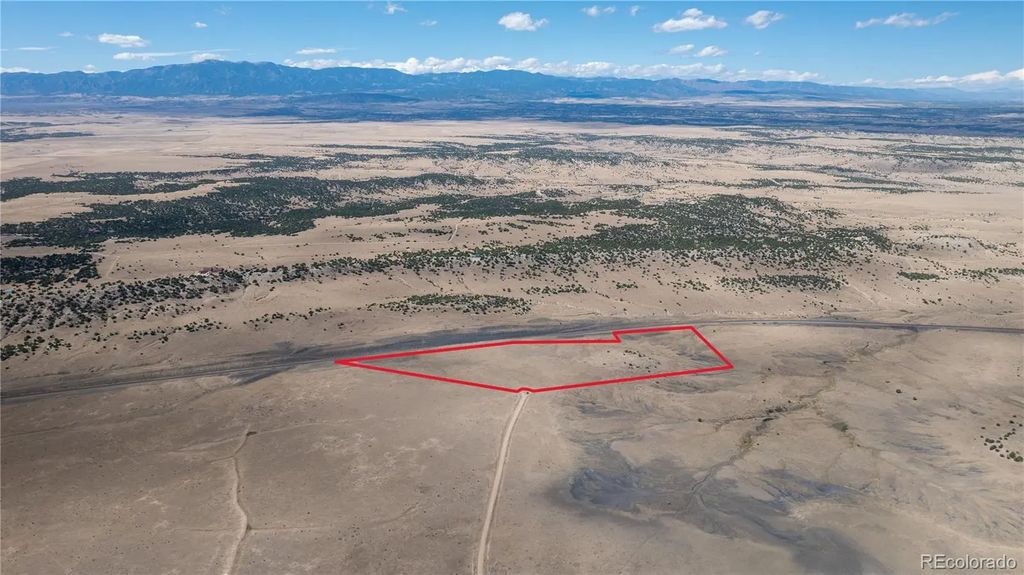 County Road 10, Pueblo