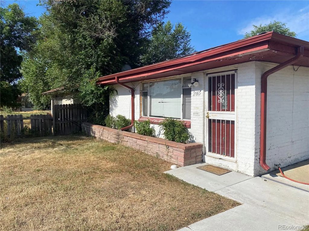 2875 N Harrison Street, Denver