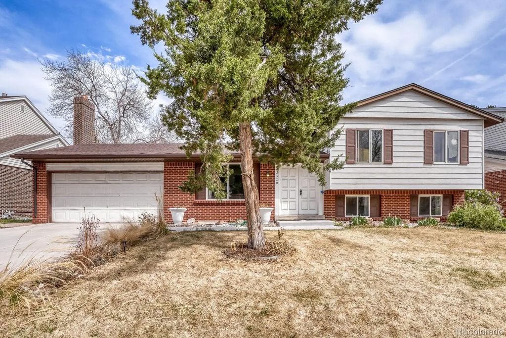 2520 S Fairplay Way, Aurora