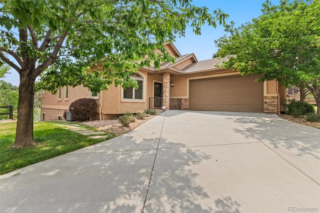 2425 Mesa Crest Grove, Colorado Springs