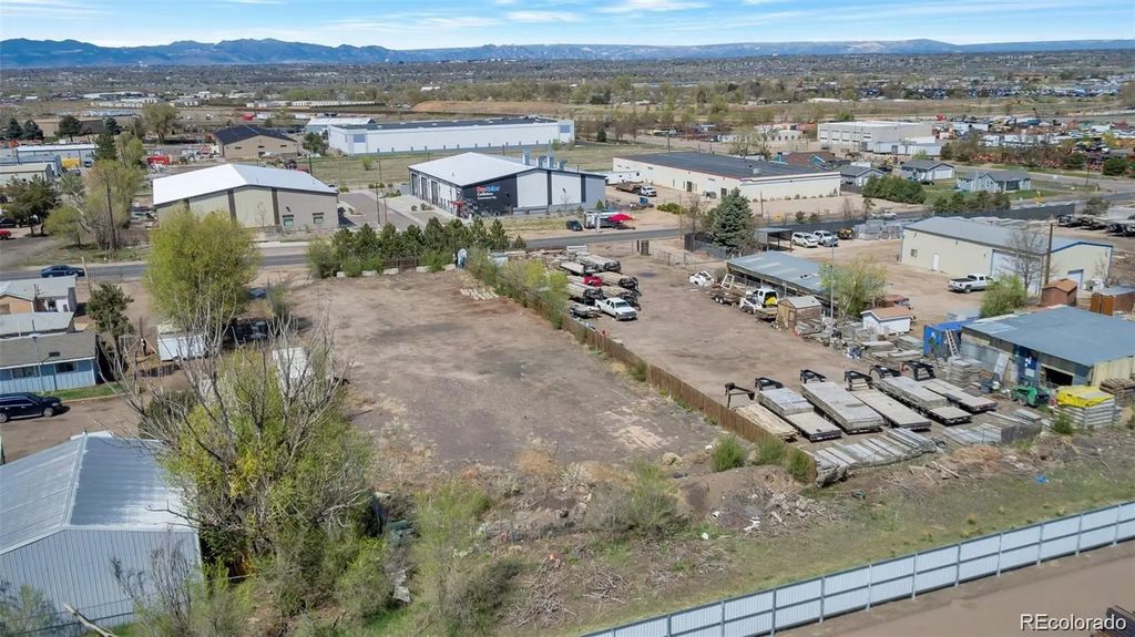 8550 Rosemary Street, Commerce City
