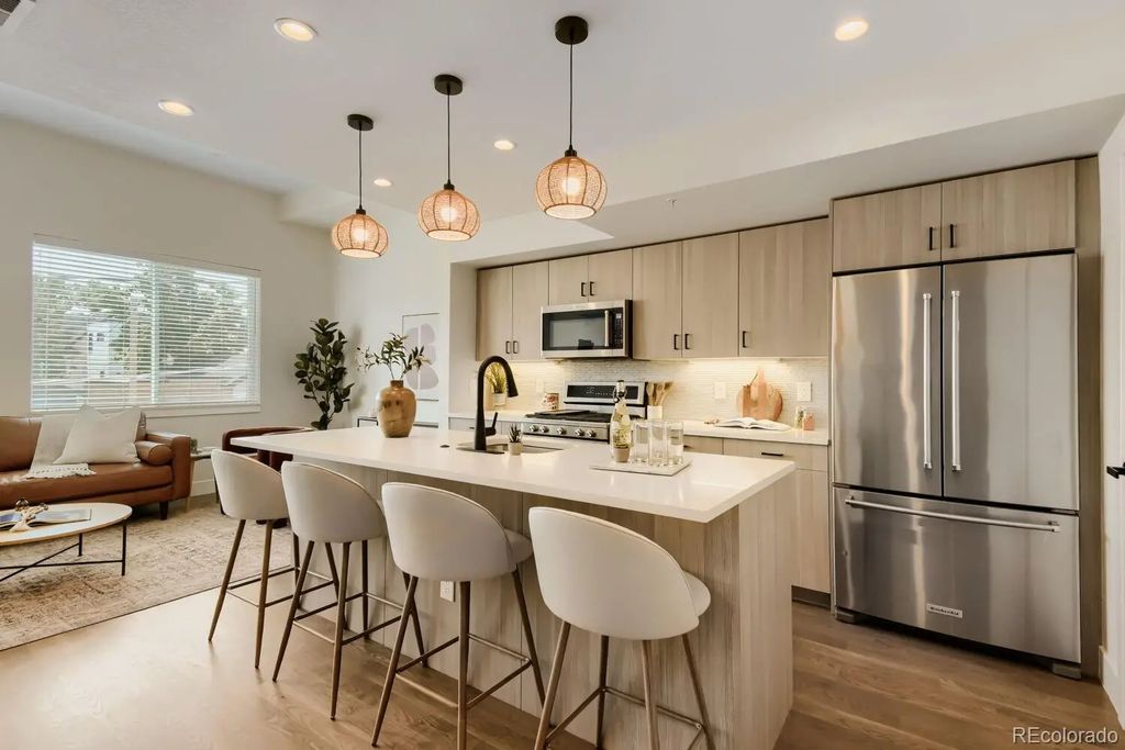 1922 W 38th Avenue, Denver