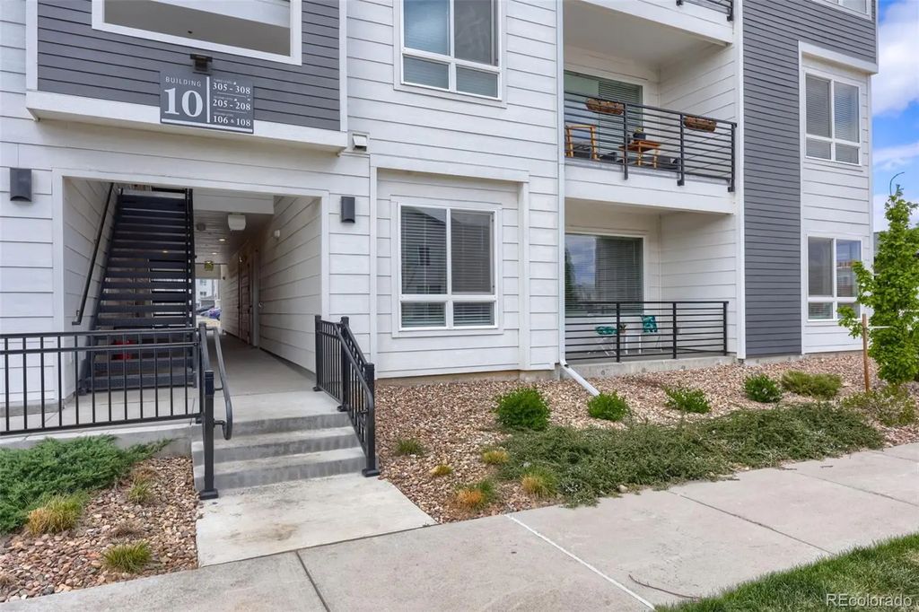 6153 N Ceylon Street 10-108, Denver