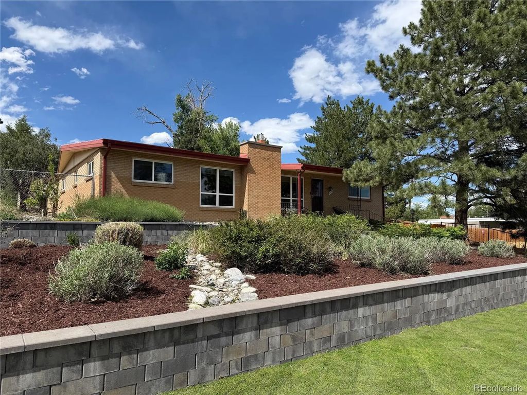 10105 W 17th Place, Lakewood