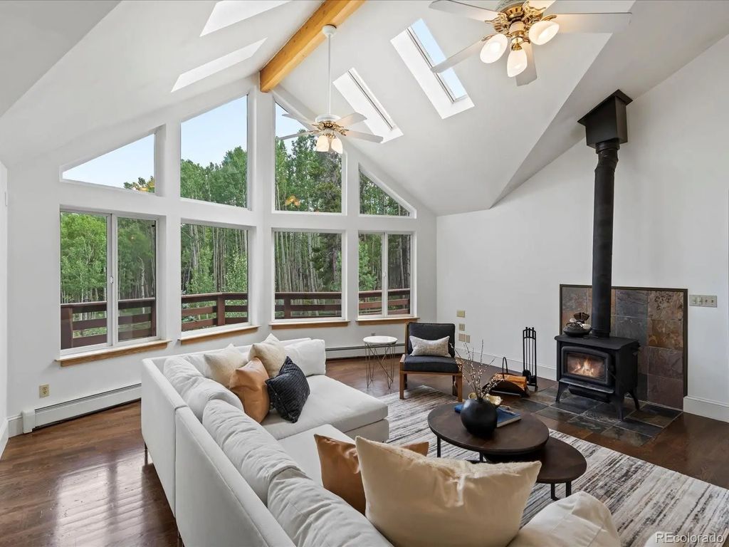 591 Creekwood Trail, Black Hawk