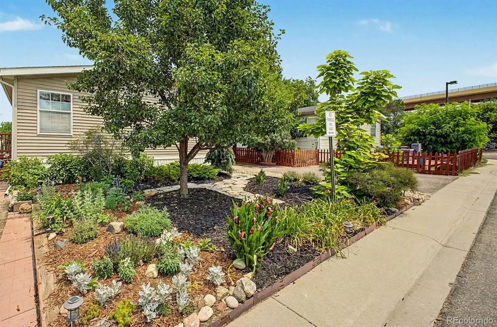 8201 S Santa Fe Drive, Littleton