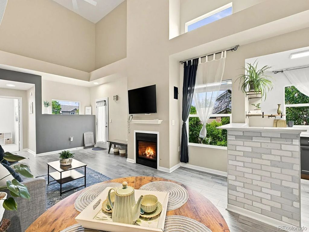 18278 E Flora Place C, Aurora