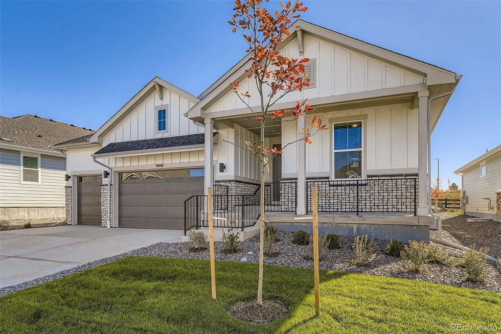 9046 S Shawnee Court, Aurora