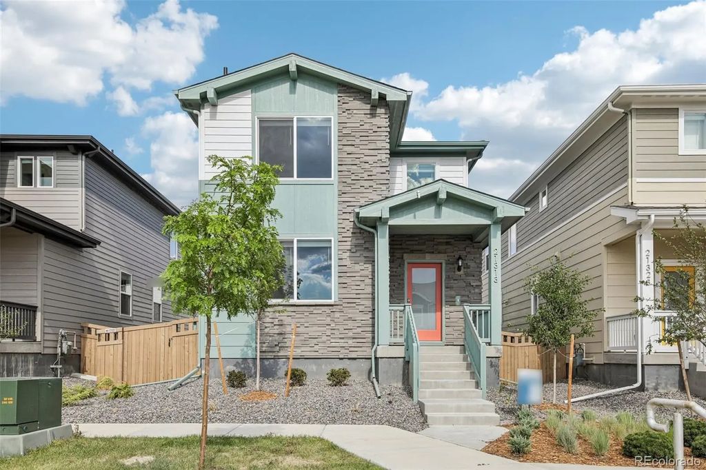21313 E 63rd Drive, Aurora