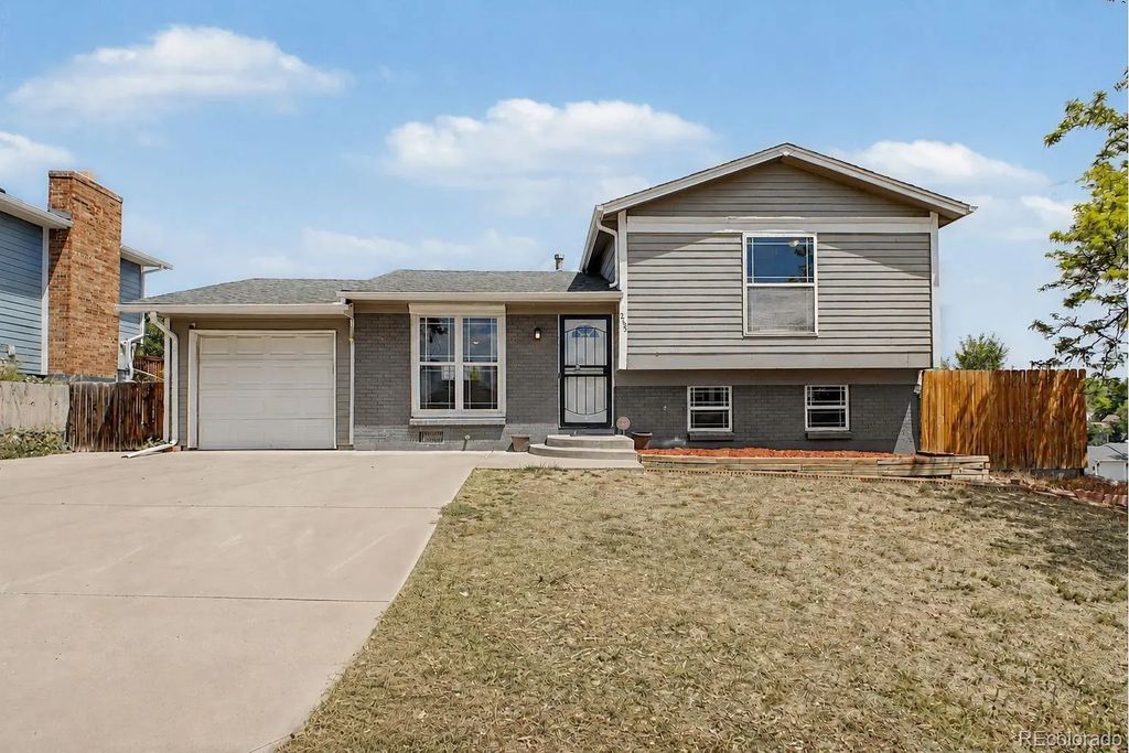 2723 E 96th Way, Thornton