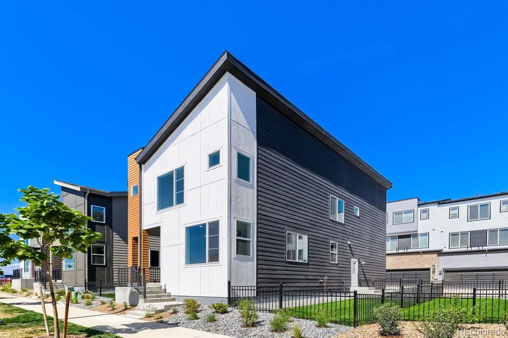 16565 Peak Street, Broomfield