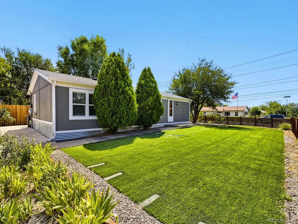 3090 W 55th Place, Denver