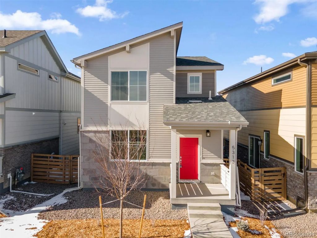 5313 N Elk Street, Aurora