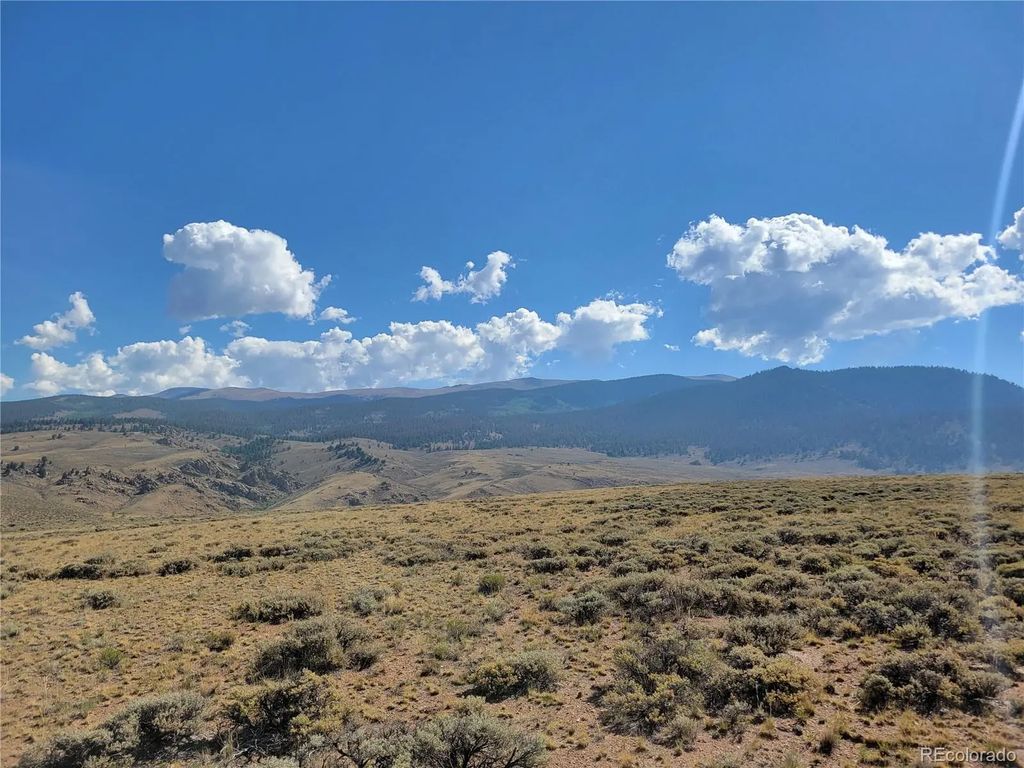 Tbd, Twin Lakes
