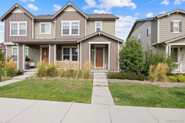 1245 Shale Way, Erie