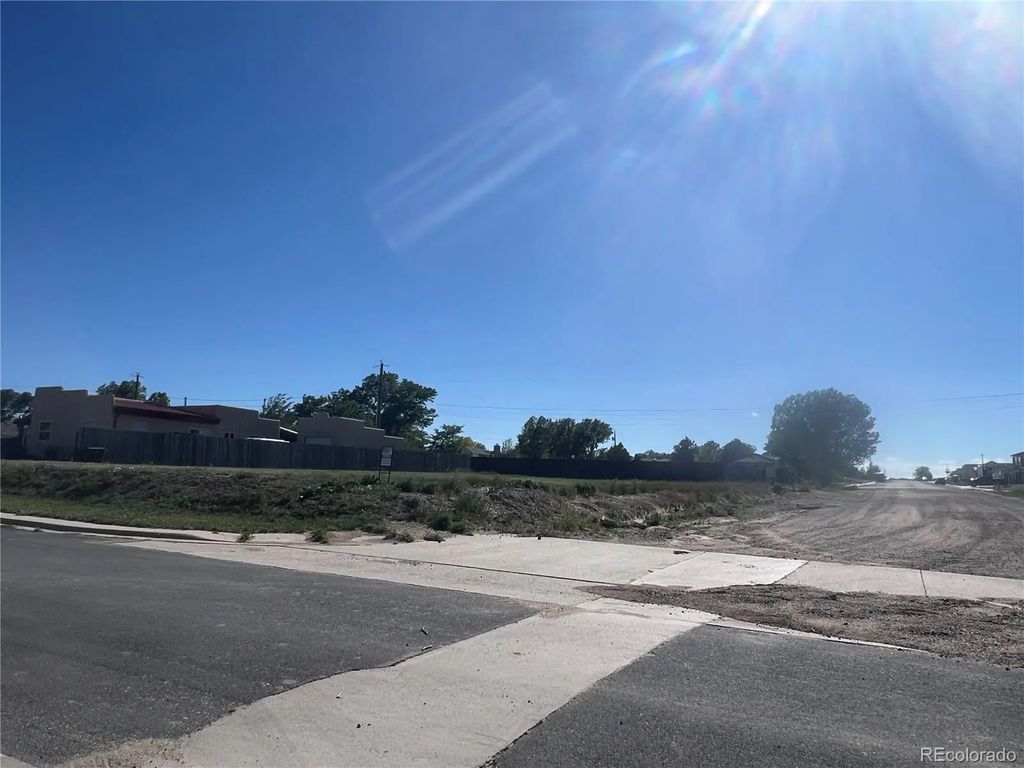 9th Street, Limon
