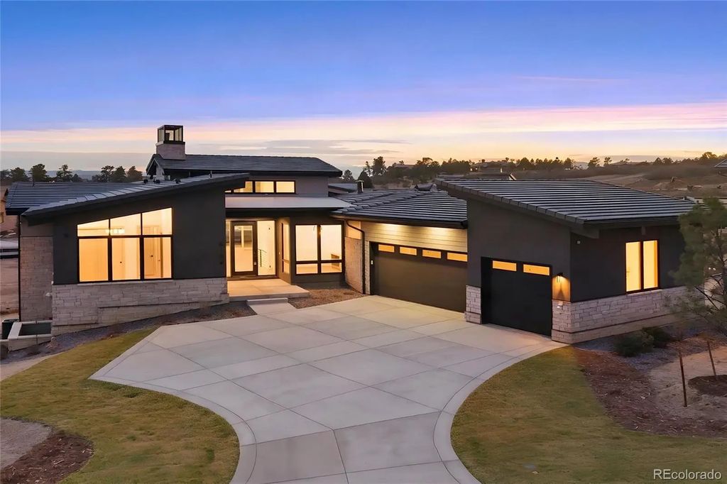 6194 Oxford Peak Lane, Castle Rock