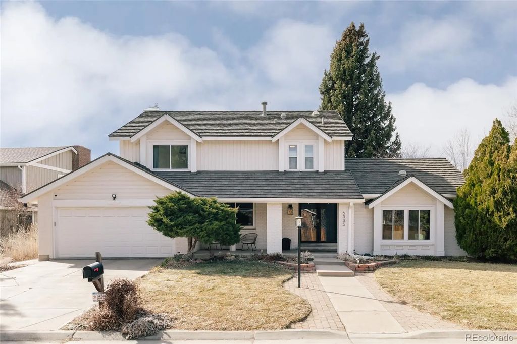6335 S Geneva Circle, Englewood