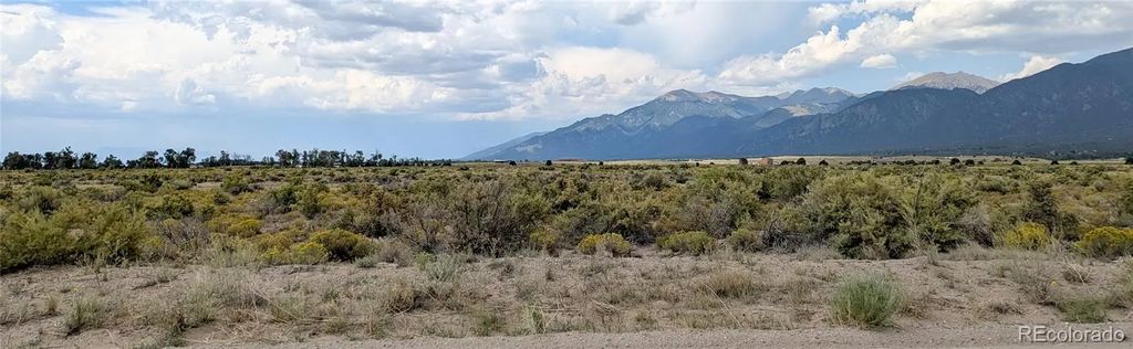 411 Camino Del Rey, Crestone