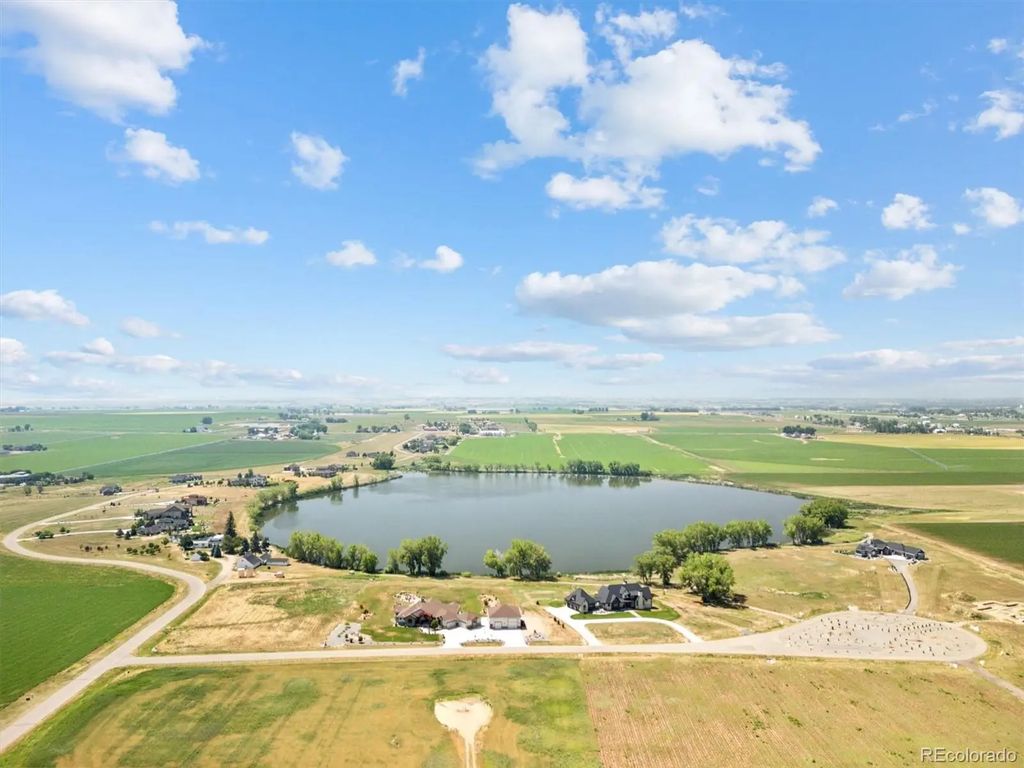 15,16,17 Fox Crossing, Loveland