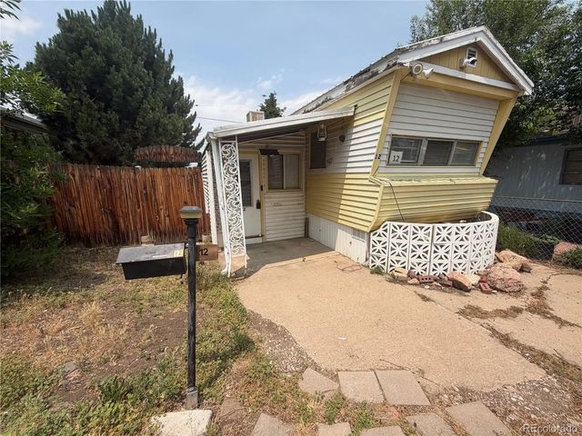 6825 W Mississippi Avenue, Denver