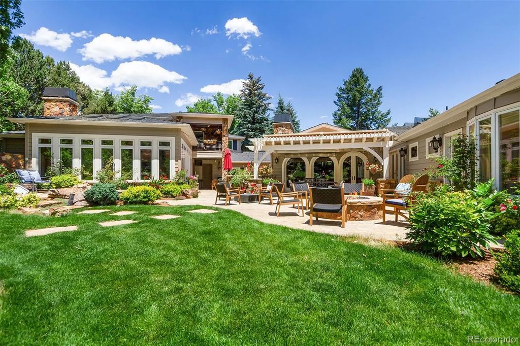 21 Pourtales Road, Colorado Springs