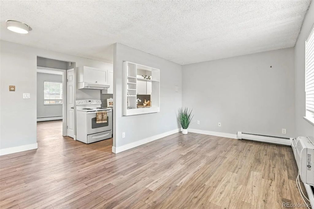 5995 E Iliff Avenue 318, Denver