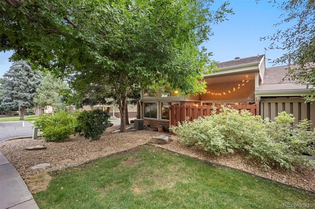 7017 E Girard Avenue, Denver