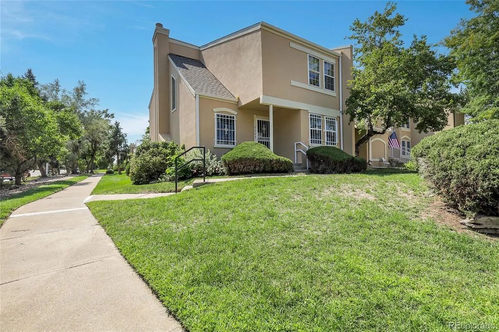 2864 S Vaughn Way, Aurora