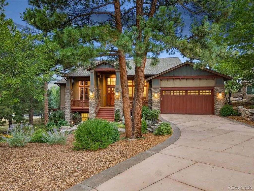2643 Hawk Point Court, Castle Rock