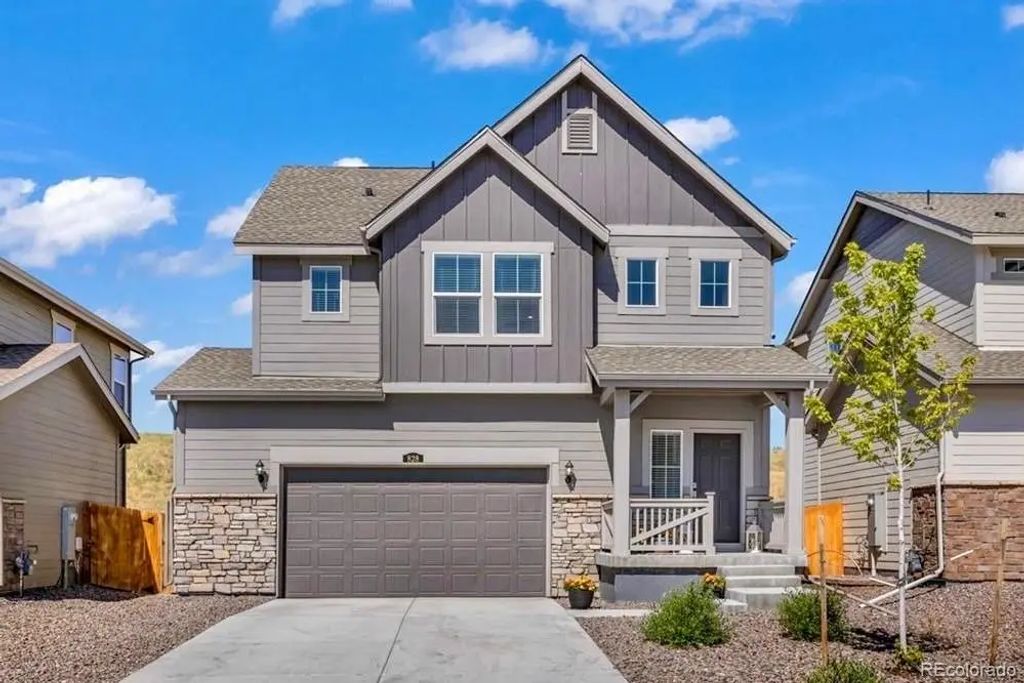 828 Yankee Boy Loop, Elizabeth