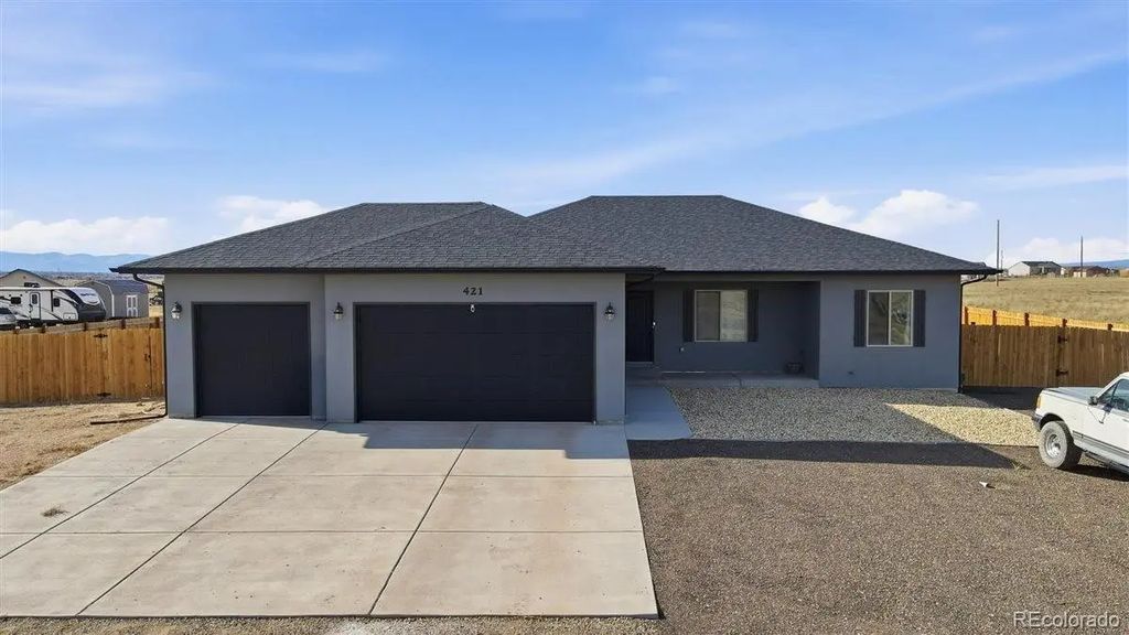 421 N Heather Drive, Pueblo