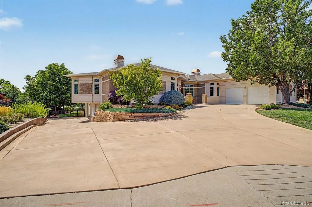 57 Blue Heron Drive, Thornton