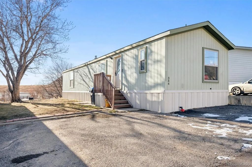 344 Laveta Pass Avenue, Golden