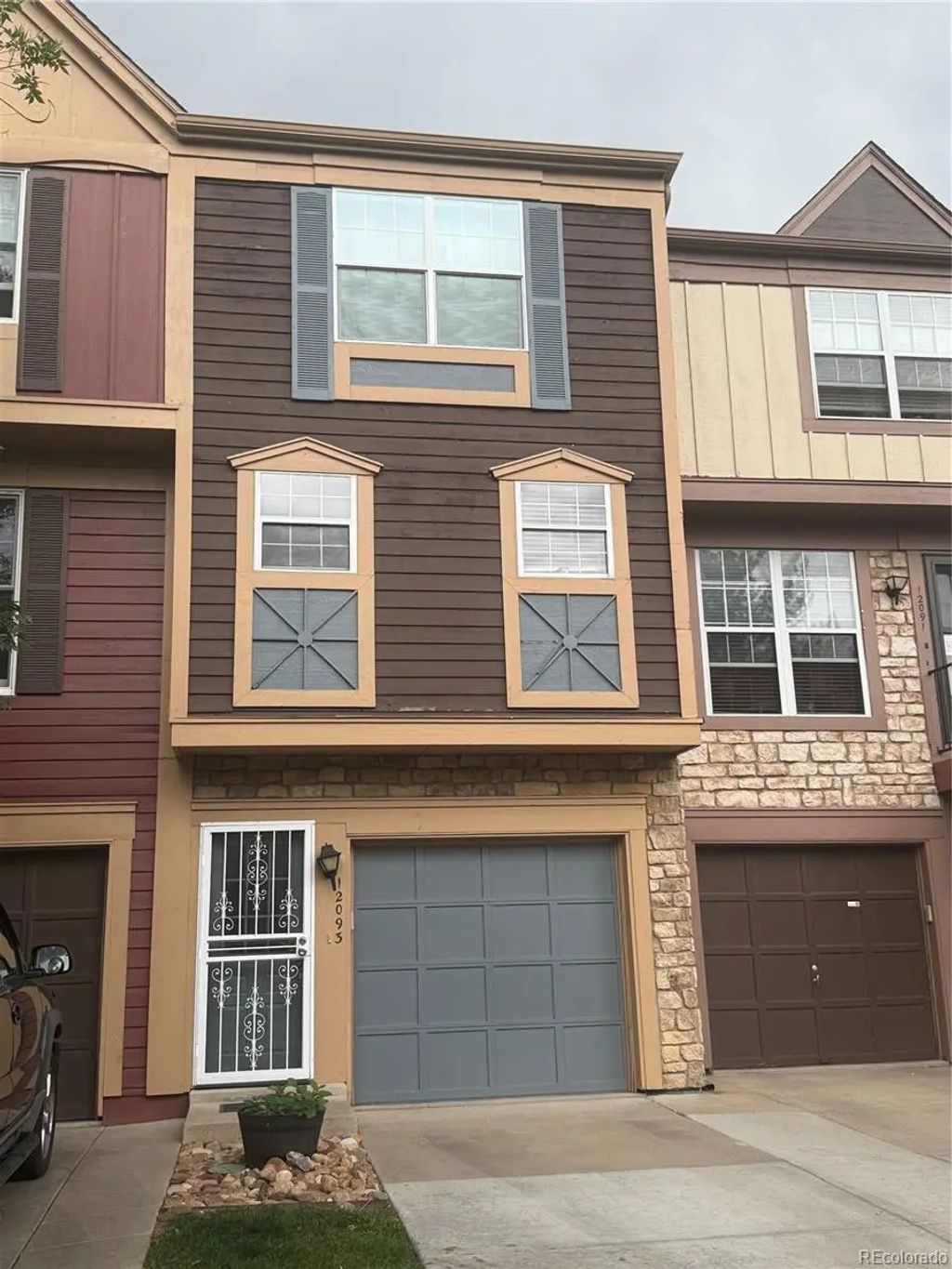 12093 E Hoye Drive, Aurora