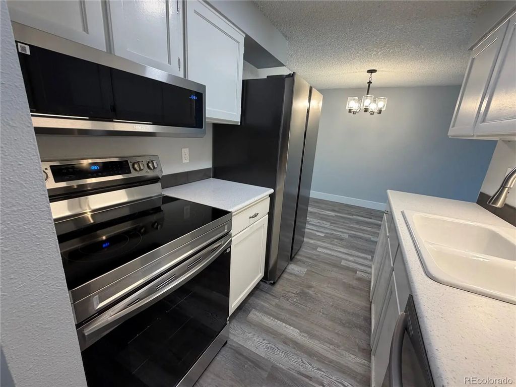 209 E Highline Circle 202, Centennial