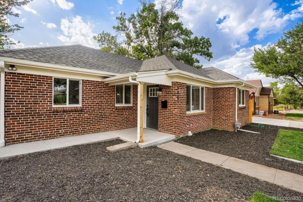 2985 Ivanhoe Street, Denver