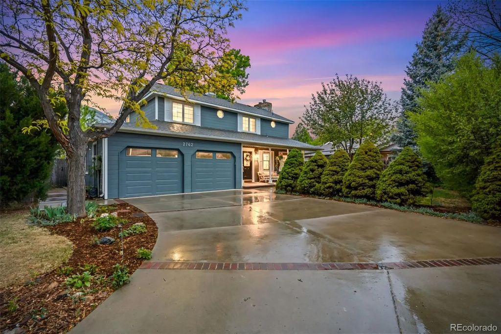 2762 Nottingham Square, Fort Collins