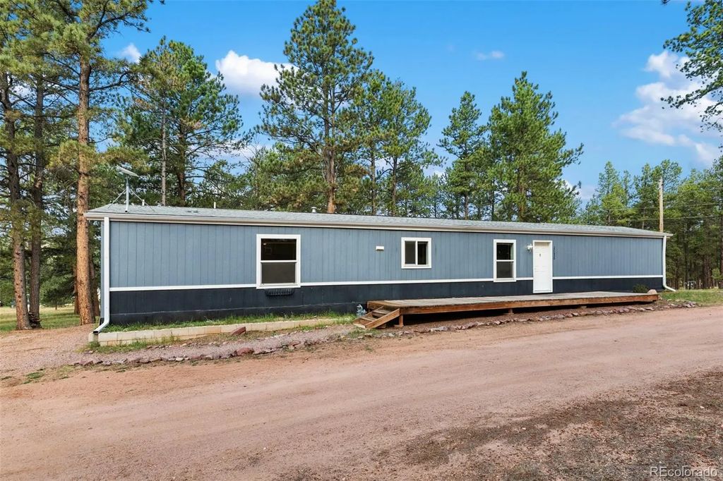 27650 Triple B Road, Woodland Park