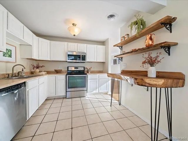 2691 S Hooker Street, Denver