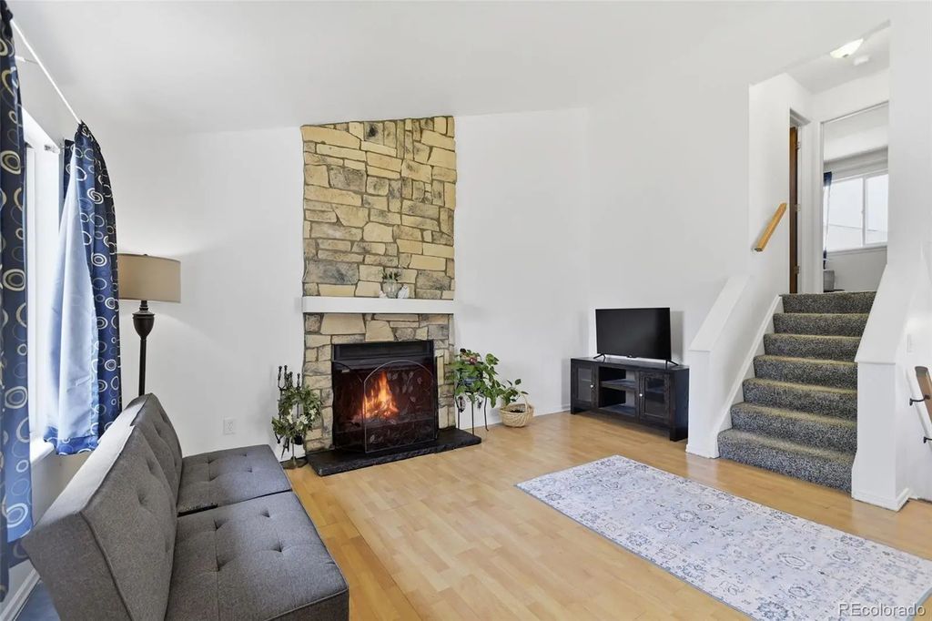 19335 E Batavia Place, Aurora