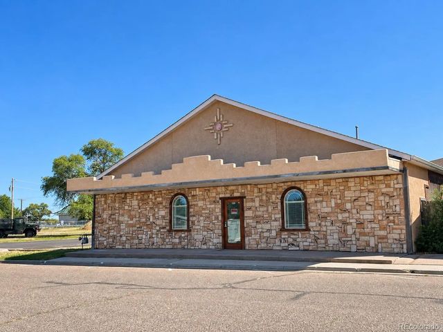 815 2nd Street, Limon