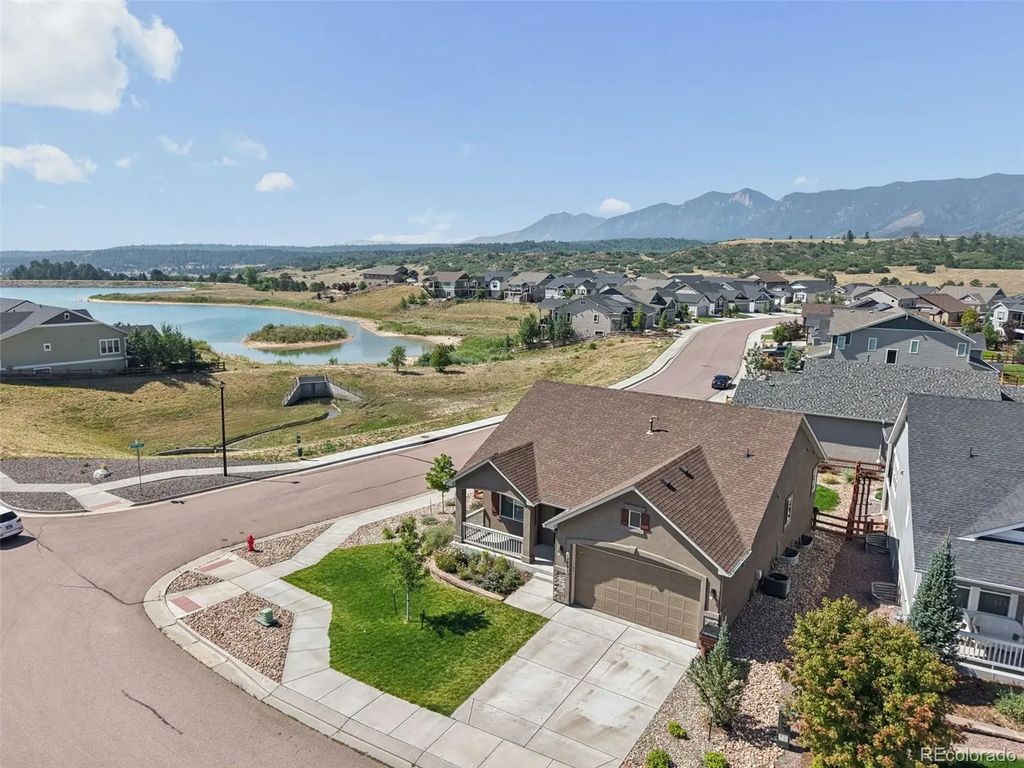 15892 Lake Mist Drive, Monument