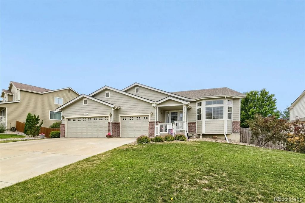 884 Taylor Lane, Erie